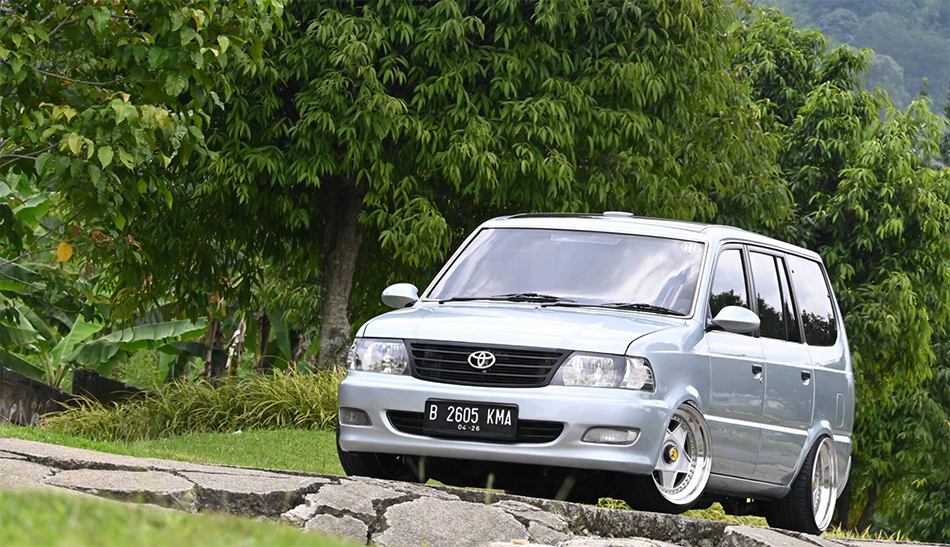 Perbedaan Kijang LGX dan LSX
